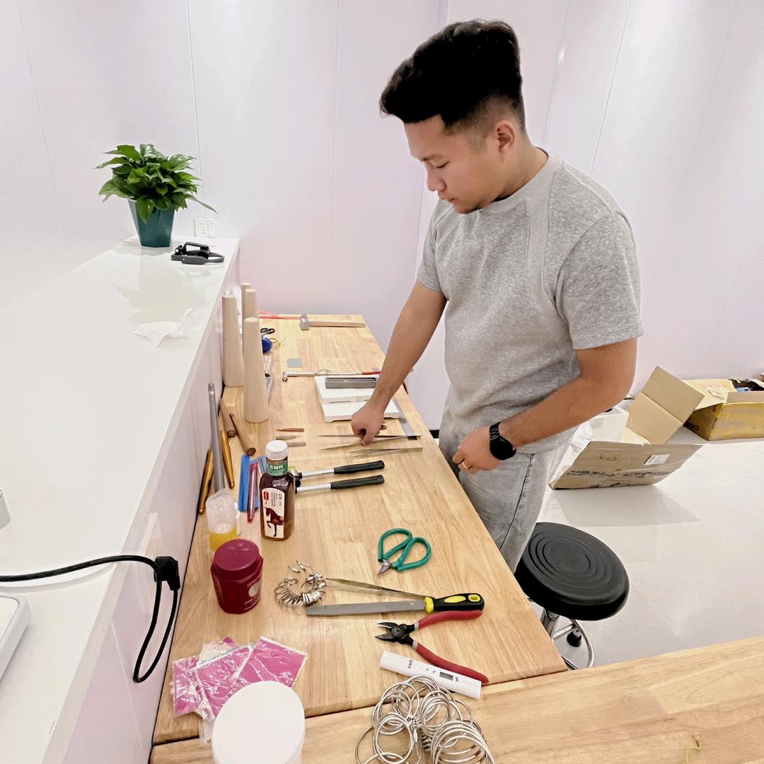 泓鑫金包银加工 分离回收技术培训招学徒