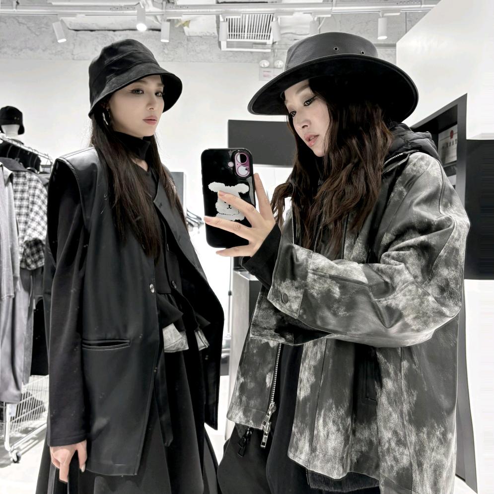 鸿通城袙朽女装