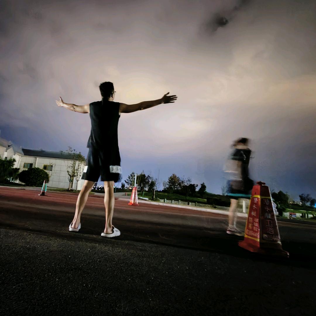 逐梦篮球圈🏀