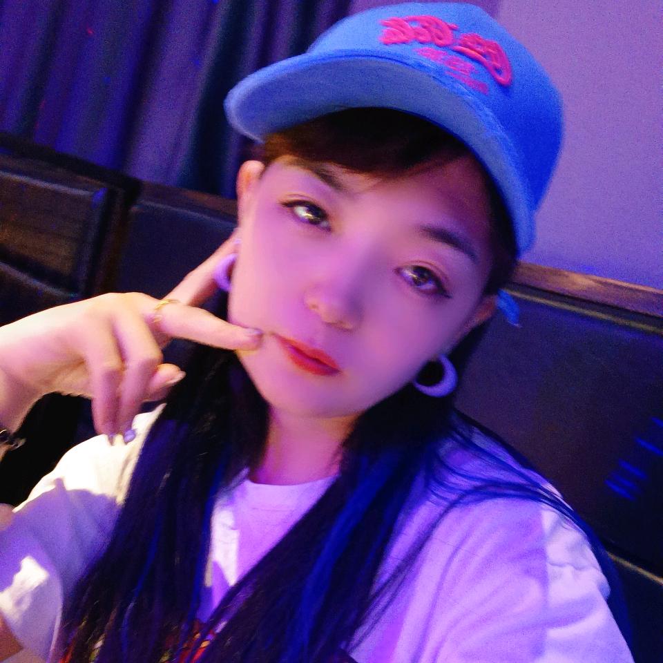 🚬᭄ঞ余$生᭄随💞᪲心*