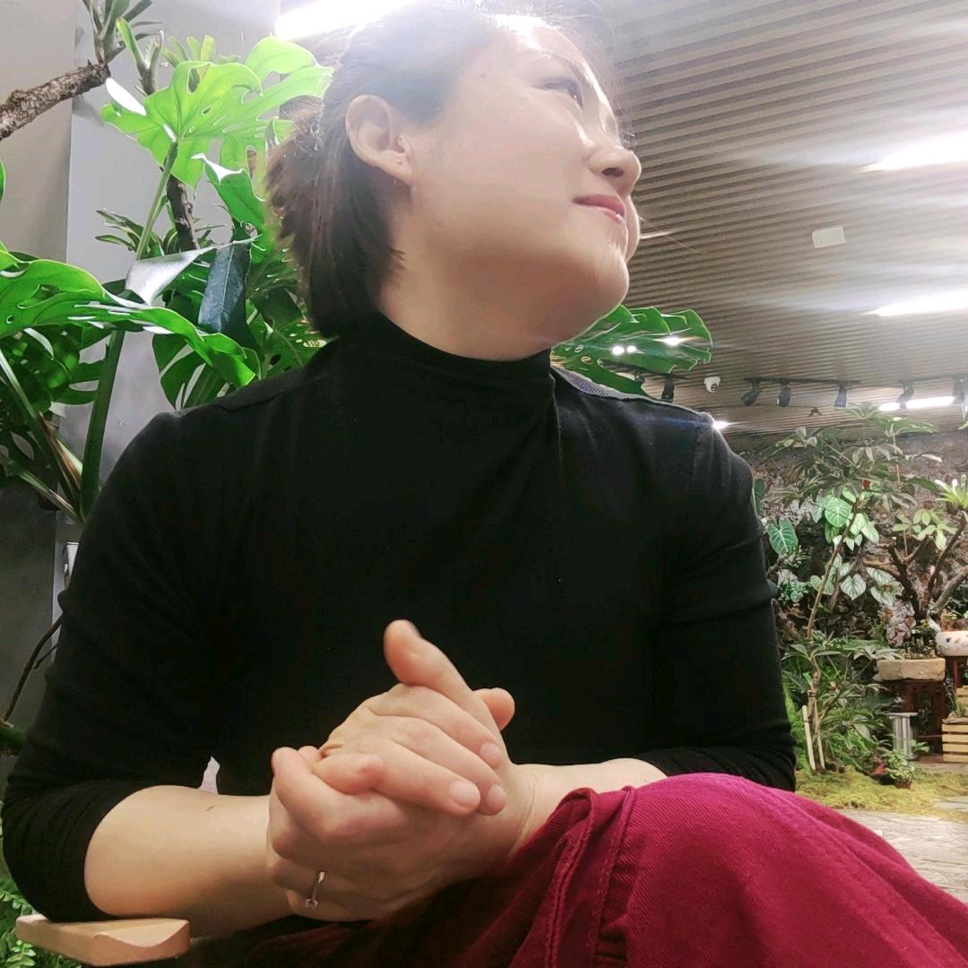 雾吖(❁´◡`❁)*✲ﾟ*