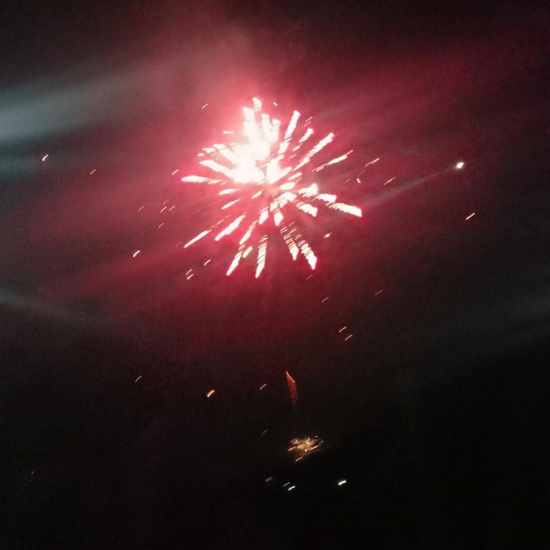 秀丽