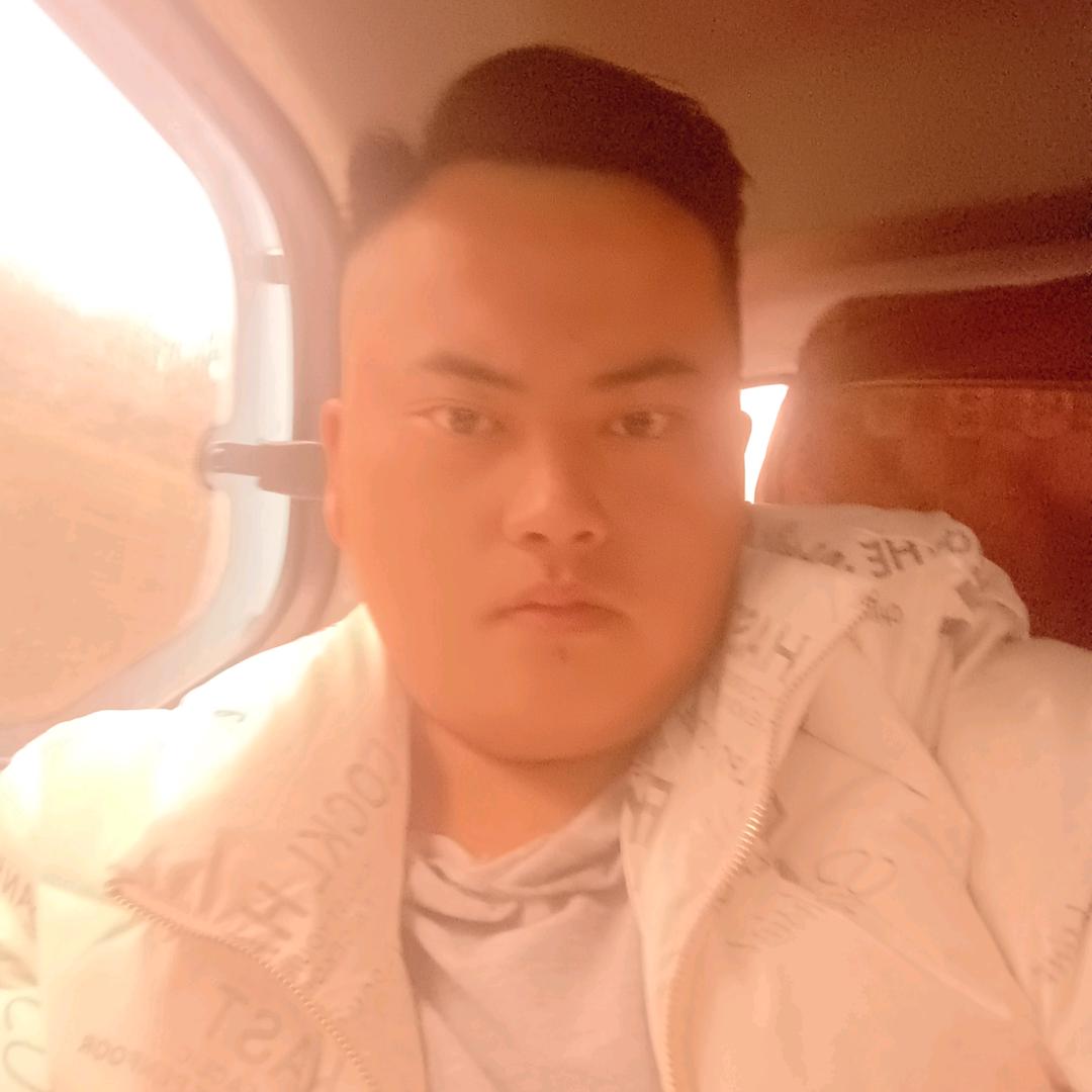 00后单身小哥