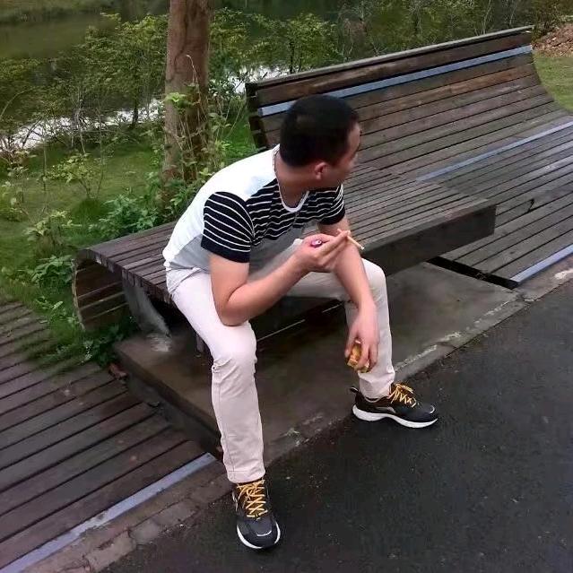 逍遥哥哥(๑•॒̀ ູ॒•́๑，李逍遥