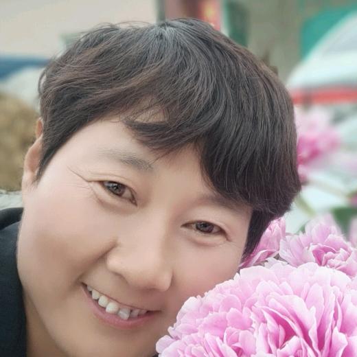 蓝天白云🌸🌸