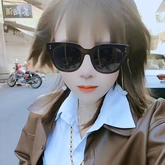 ❤️受伤❤️的心❤️谁要❤️唐老鸭。唐萍