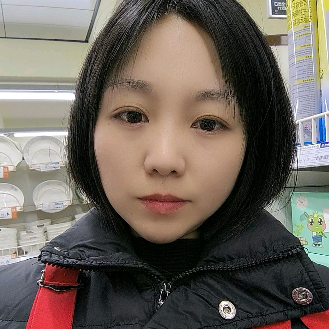 鱼塘月牙儿