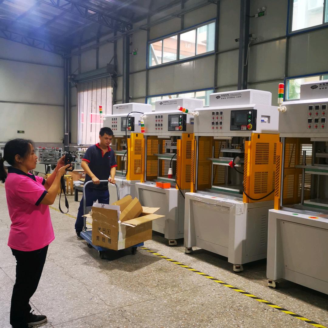 伺服热压机，高周波，油压裁切机（东电机械