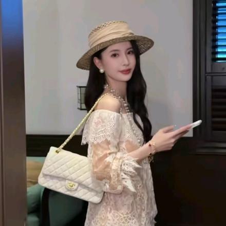 坤总𝓚𝓾𝓷👚轻奢女装