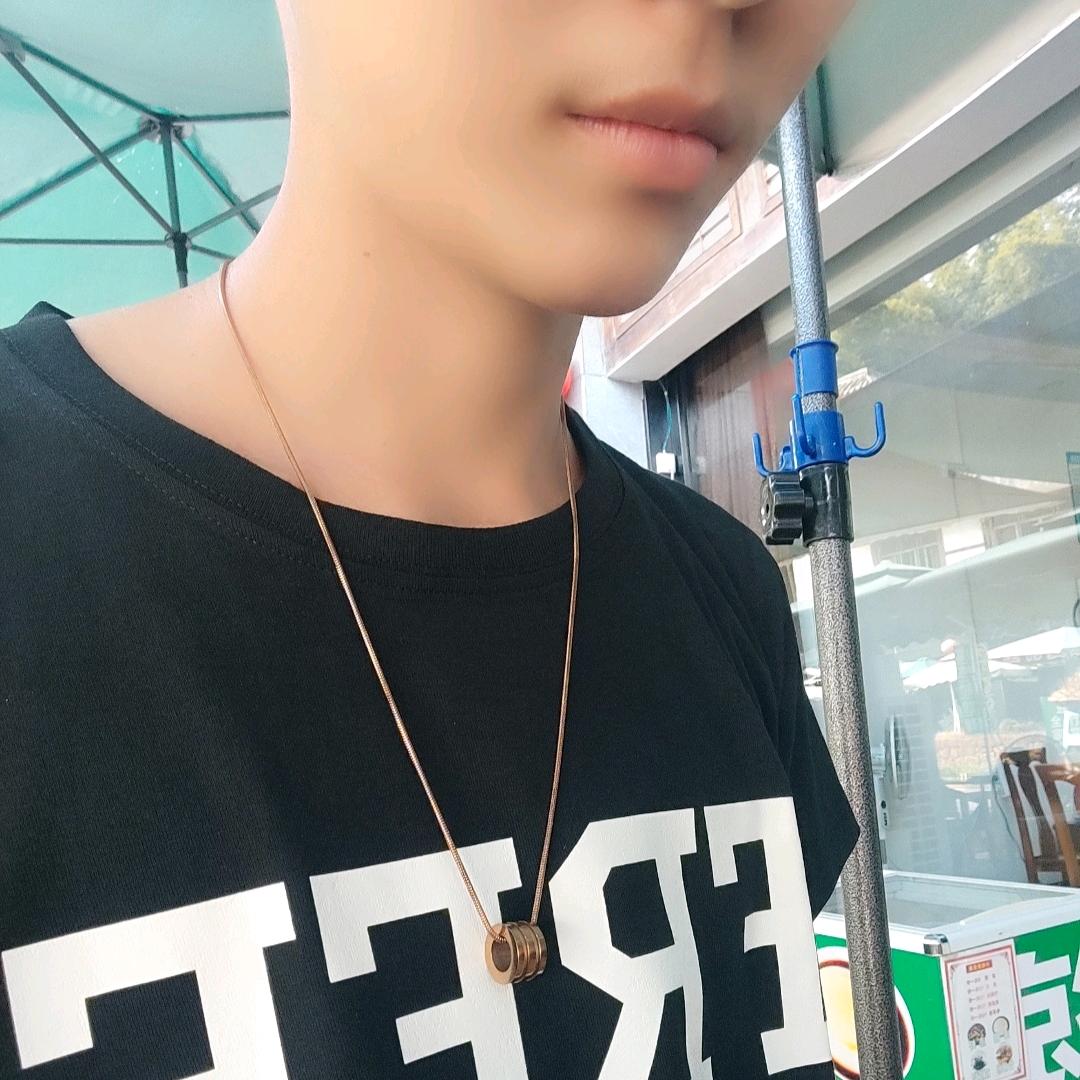 王男
