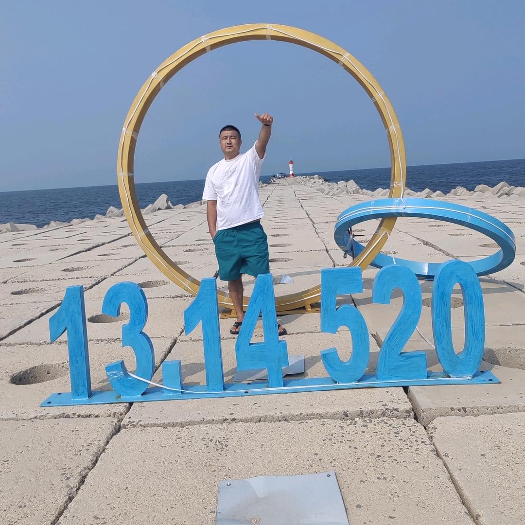 款爷（养牛小哥）