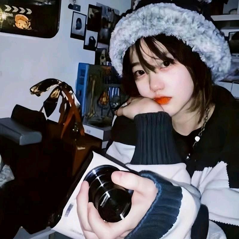 半杯冰美式
