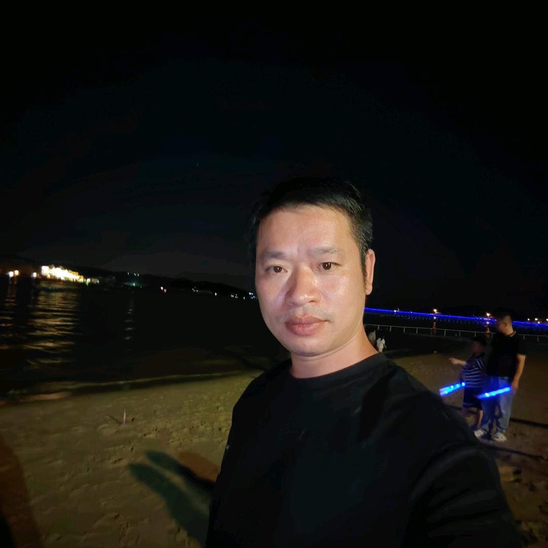 暗夜之光