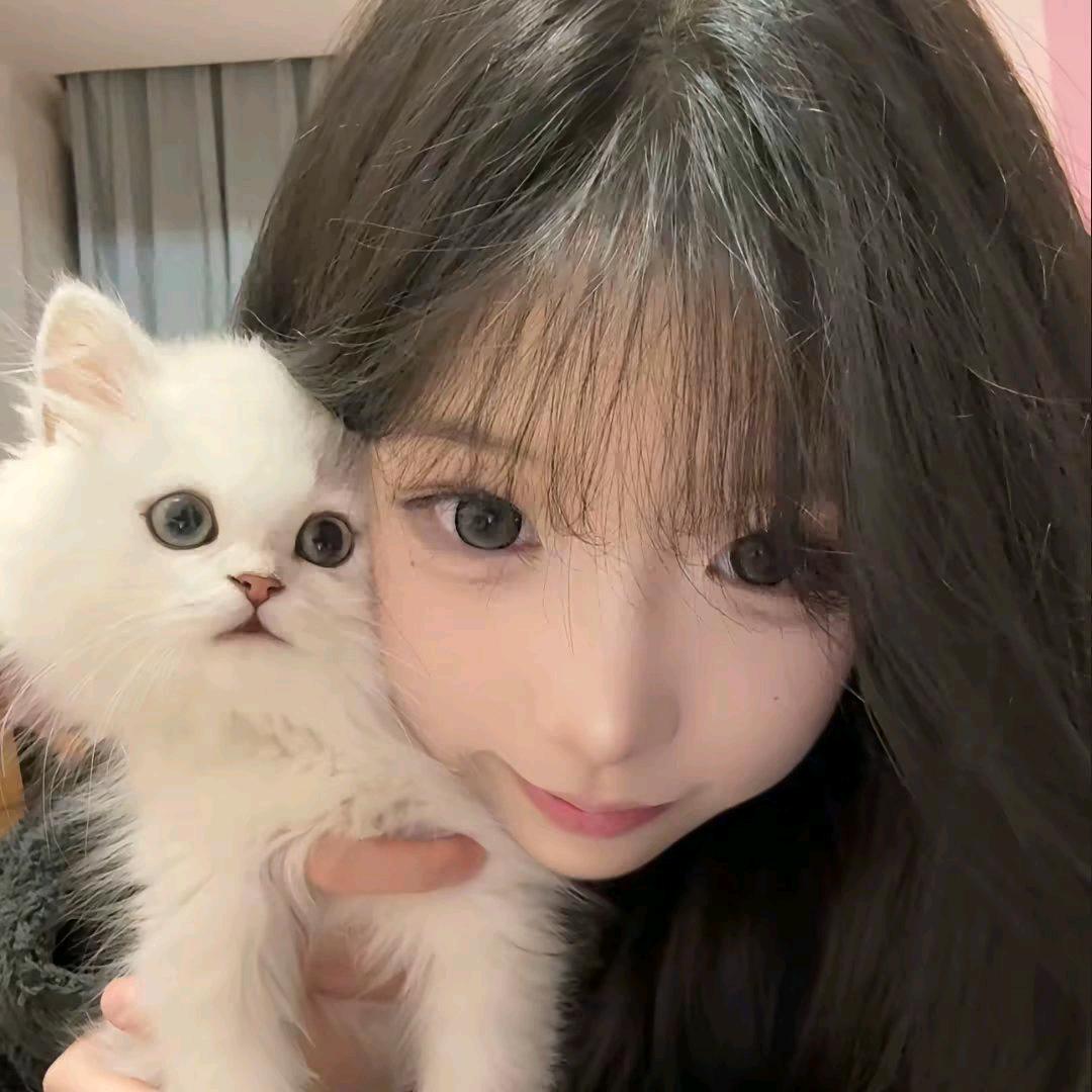 小H！