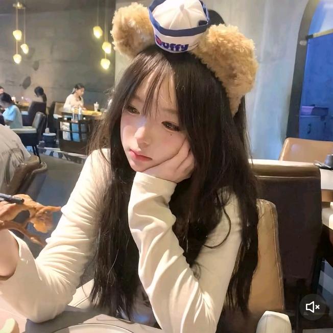 晨曦奈雪