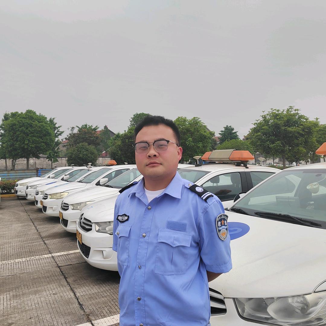@小杨(在荆州干驾校的)