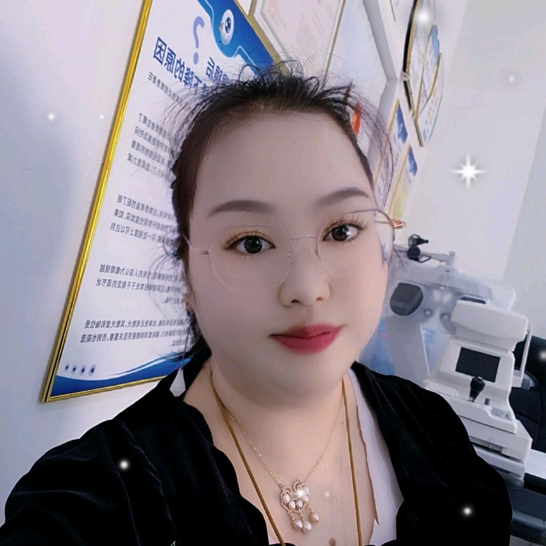 舒视达眼镜(铁门关市)验光配镜师
