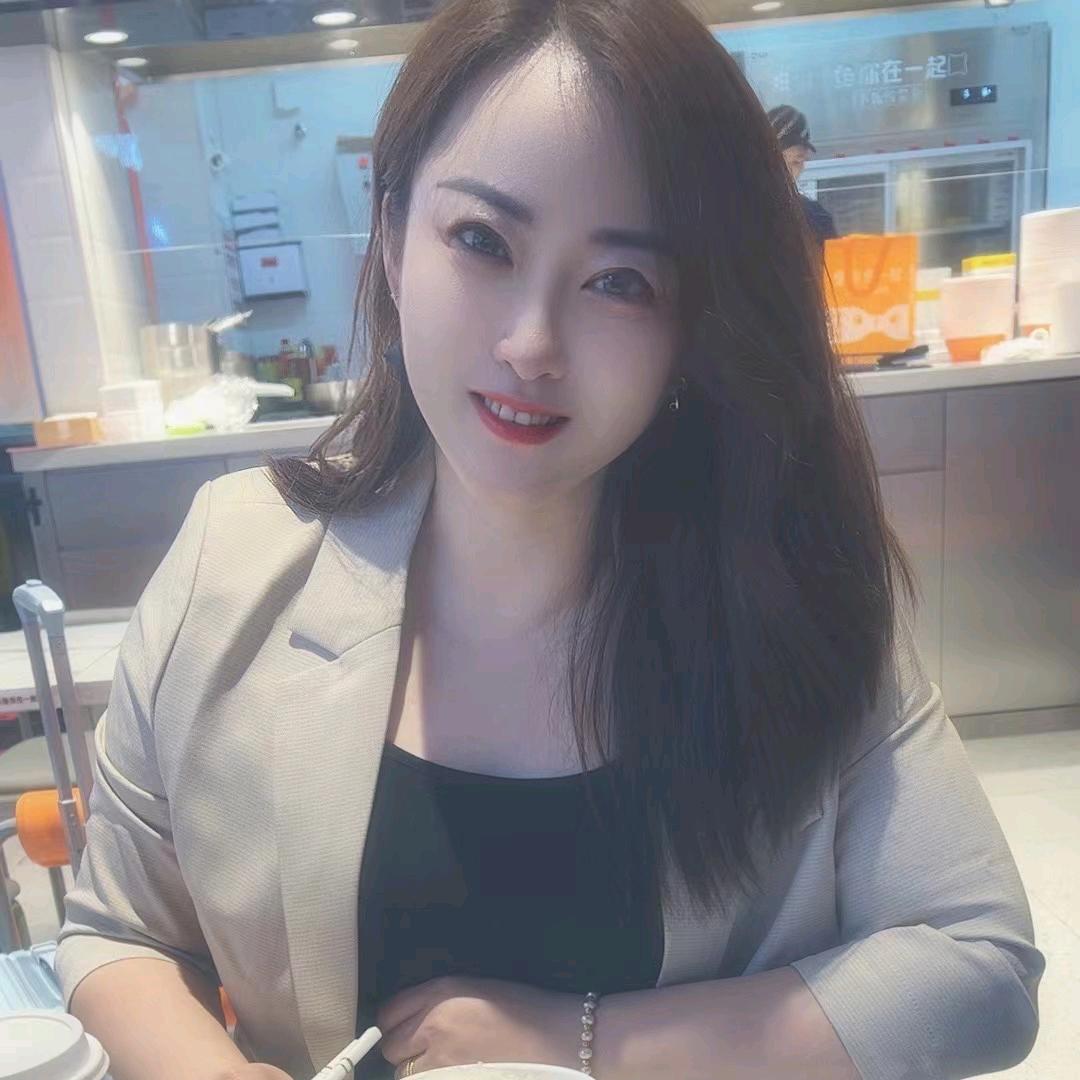 小莹莹