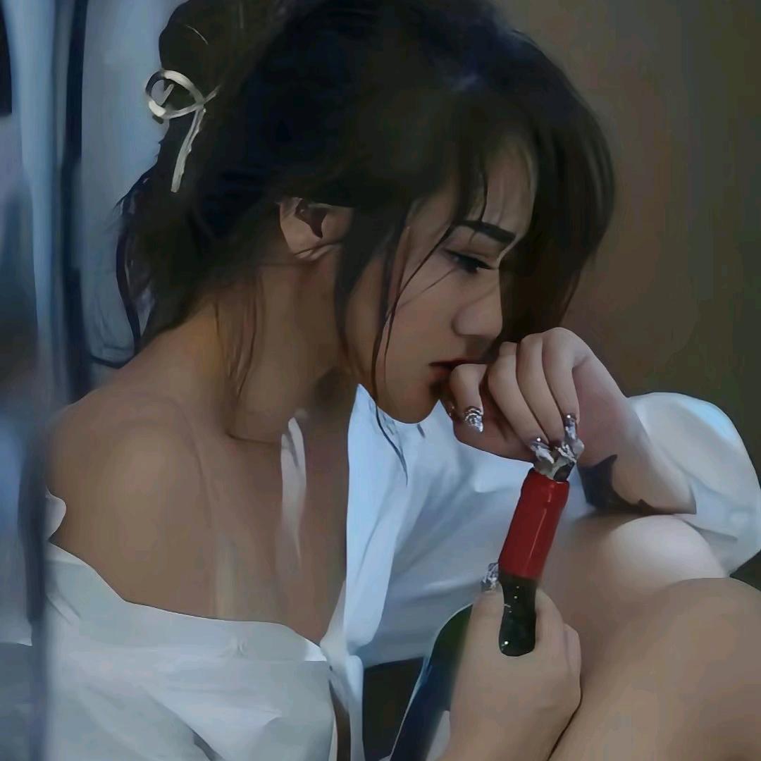 🦋 এº᭄㜂 💞孞 ༊