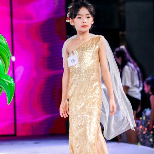 金狮利陶瓷厂家直销，工程订制