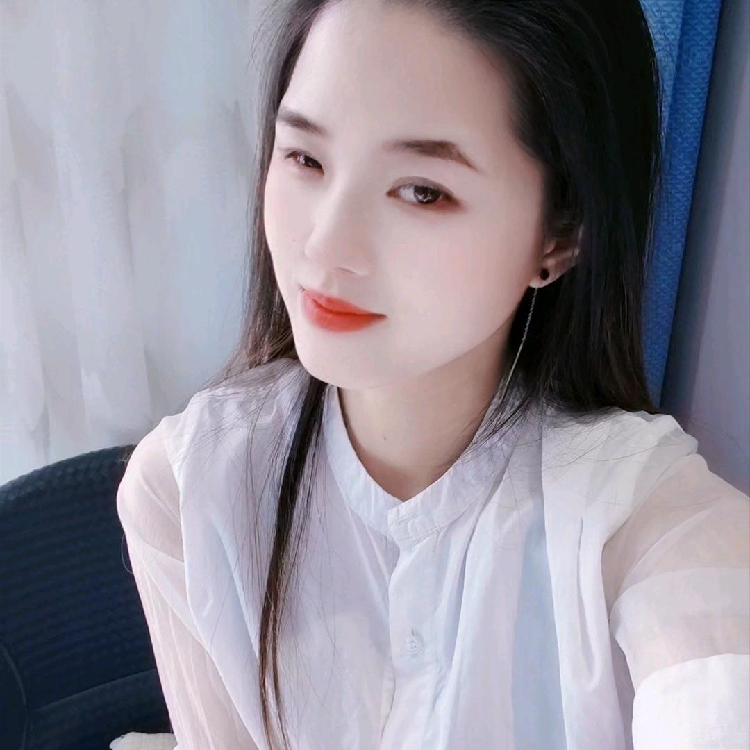俪俪.