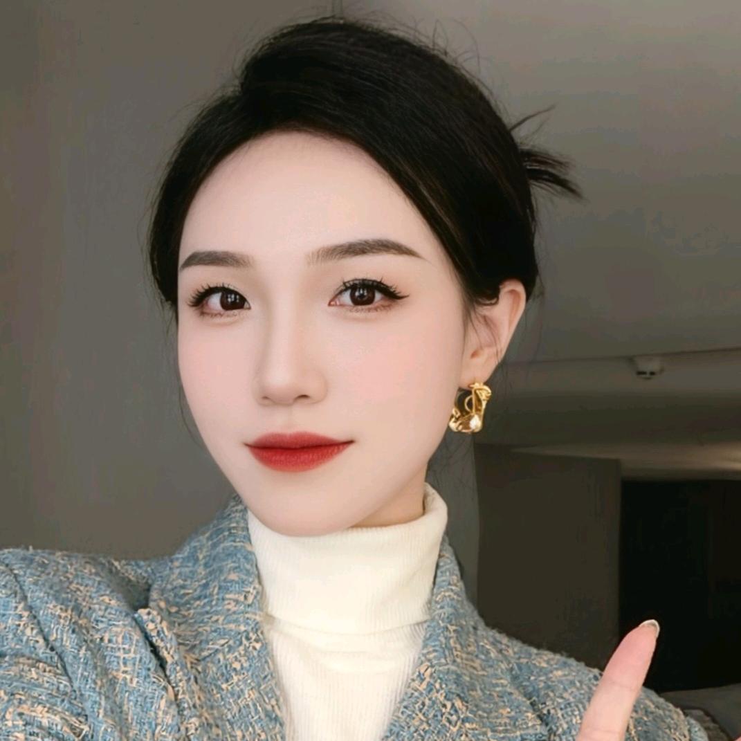 楚楚-茗雅科技美肤