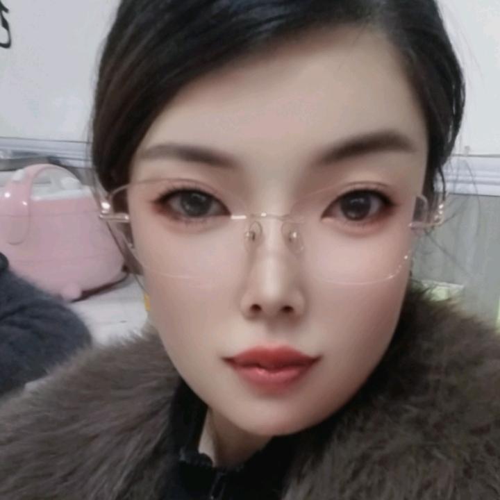 《媛宝儿》资料员