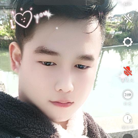 酒不醉人′，人自醉。