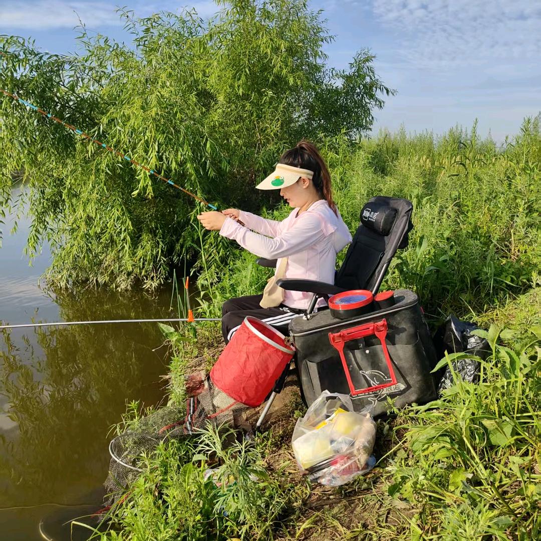 不会钓鱼🎣的女钓手婷小婷
