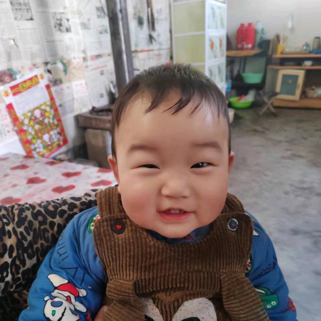 小包哥爱唱歌