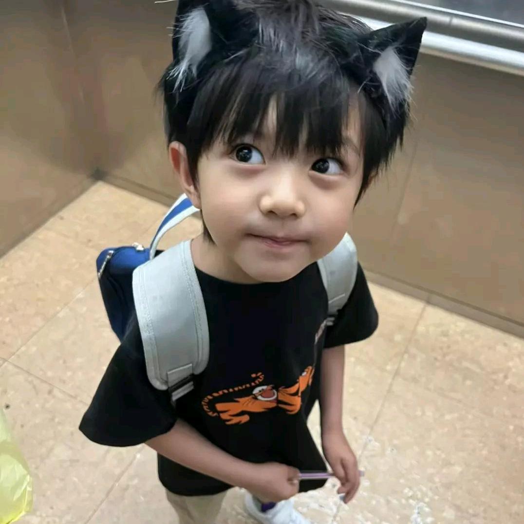 郭包佑的佑