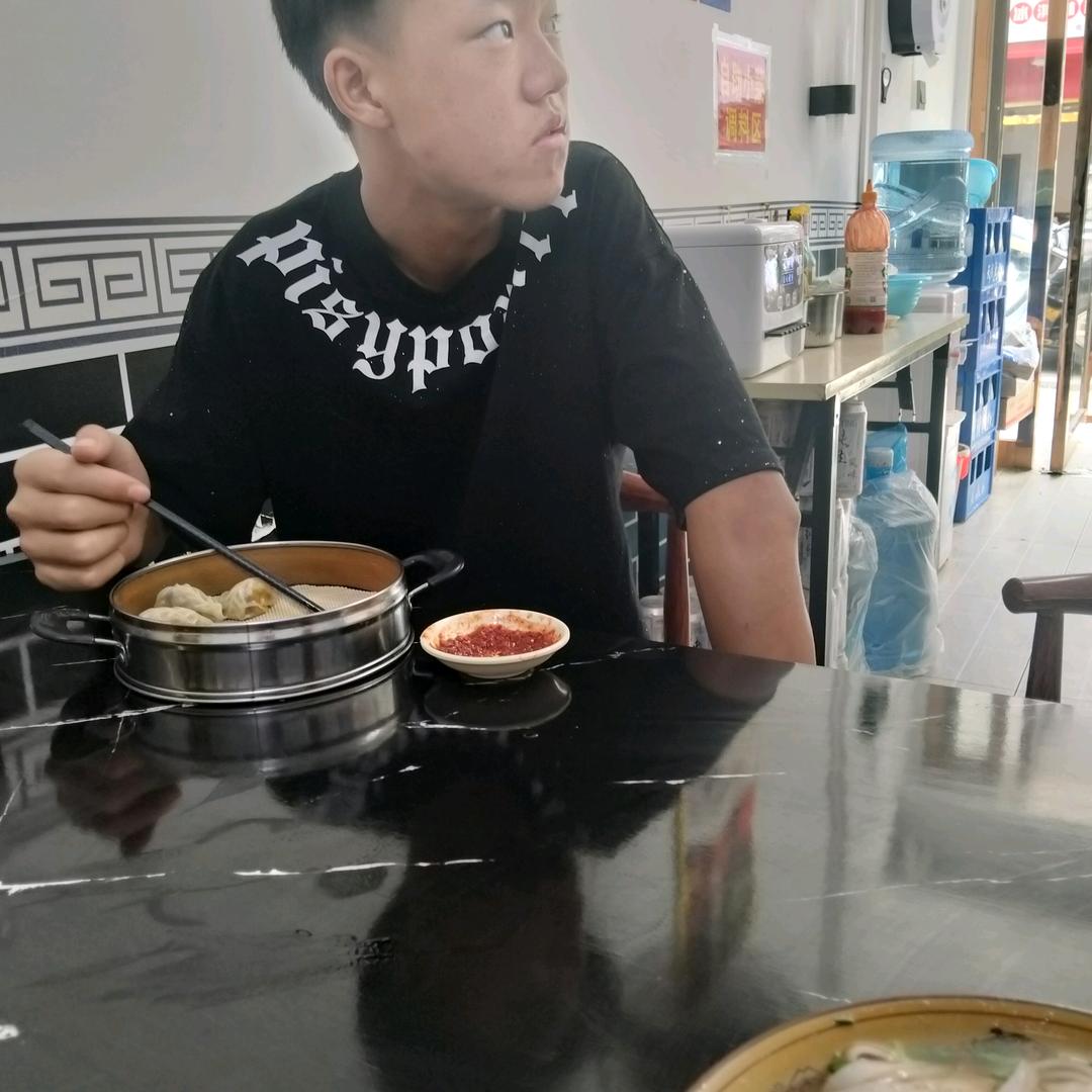 鳝魚哥.