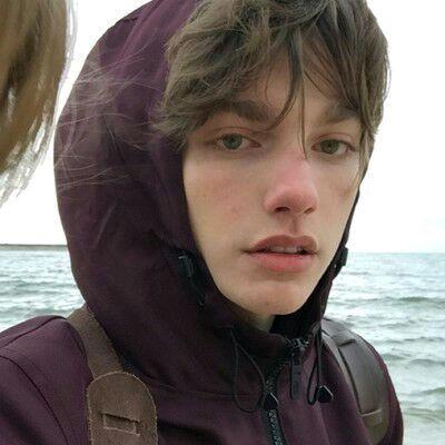 男