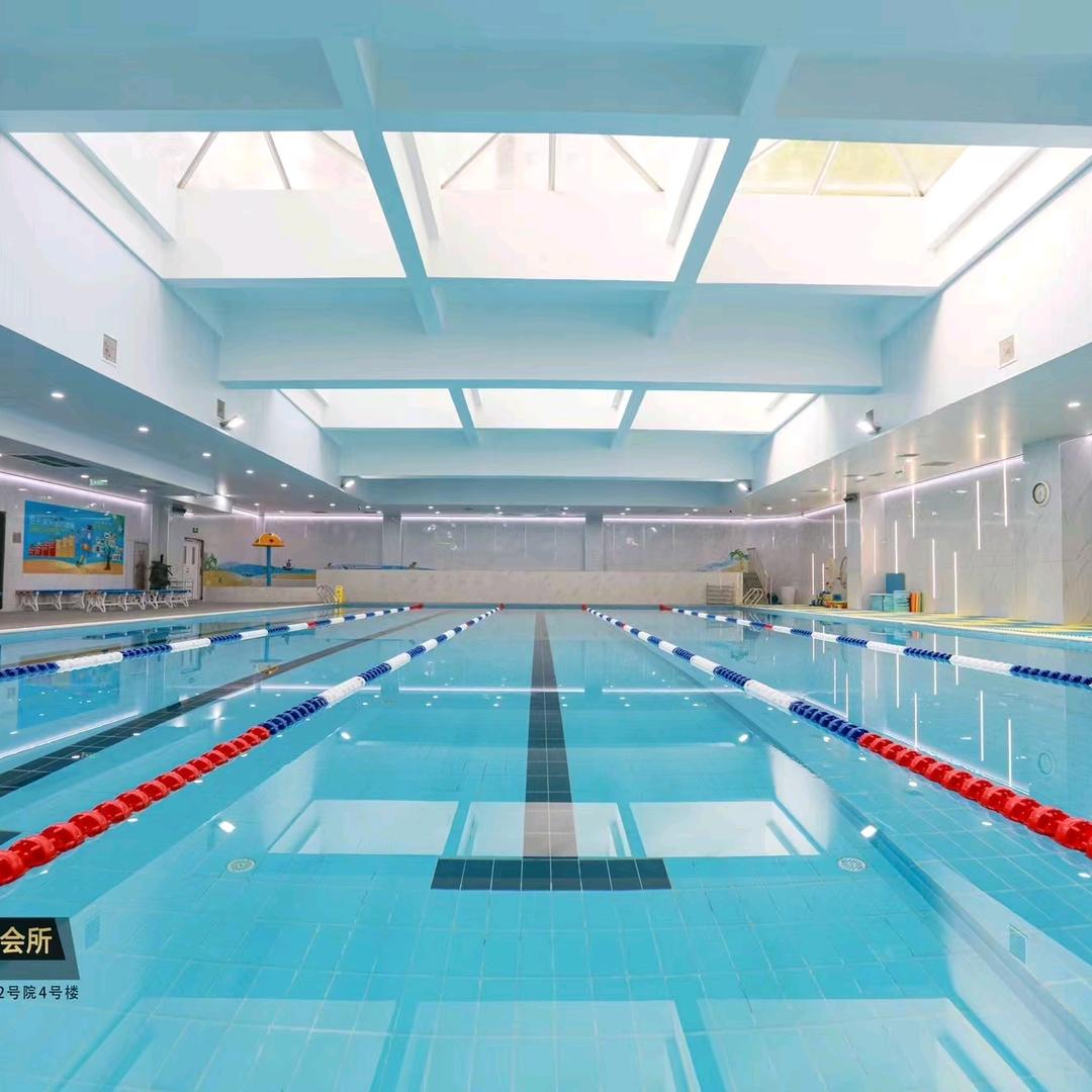 丽城阳光游泳健身-佳佳