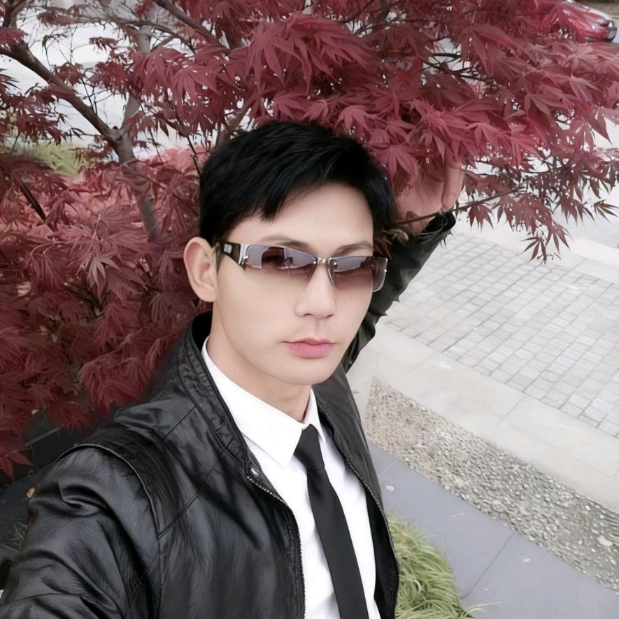 ℒꪤ光辉,岁月ઈ࿐