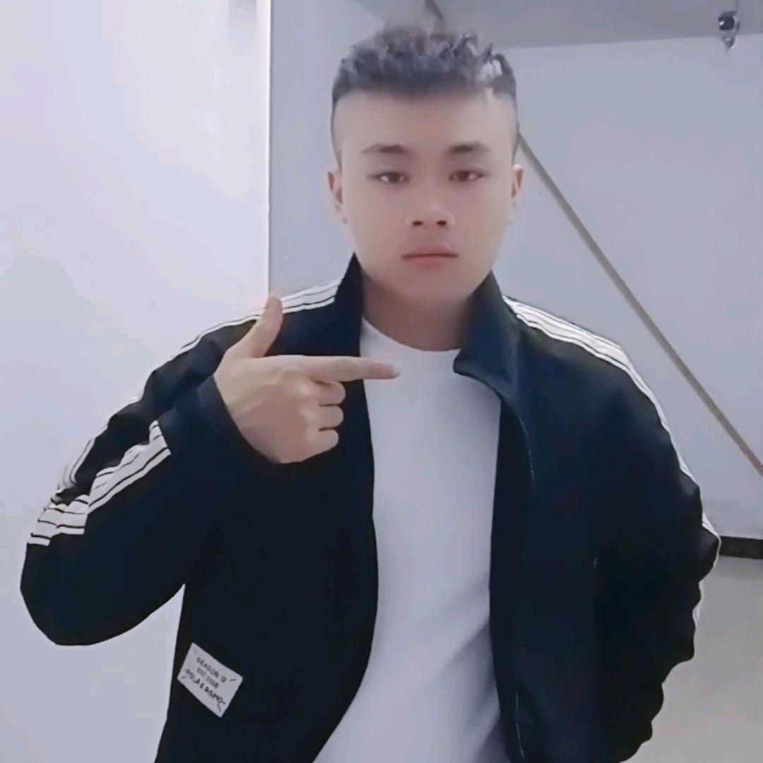 洪少