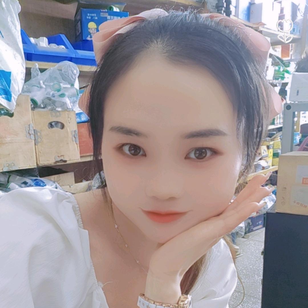 ╭(╯ε╰)╮浅笑不语o>_<o