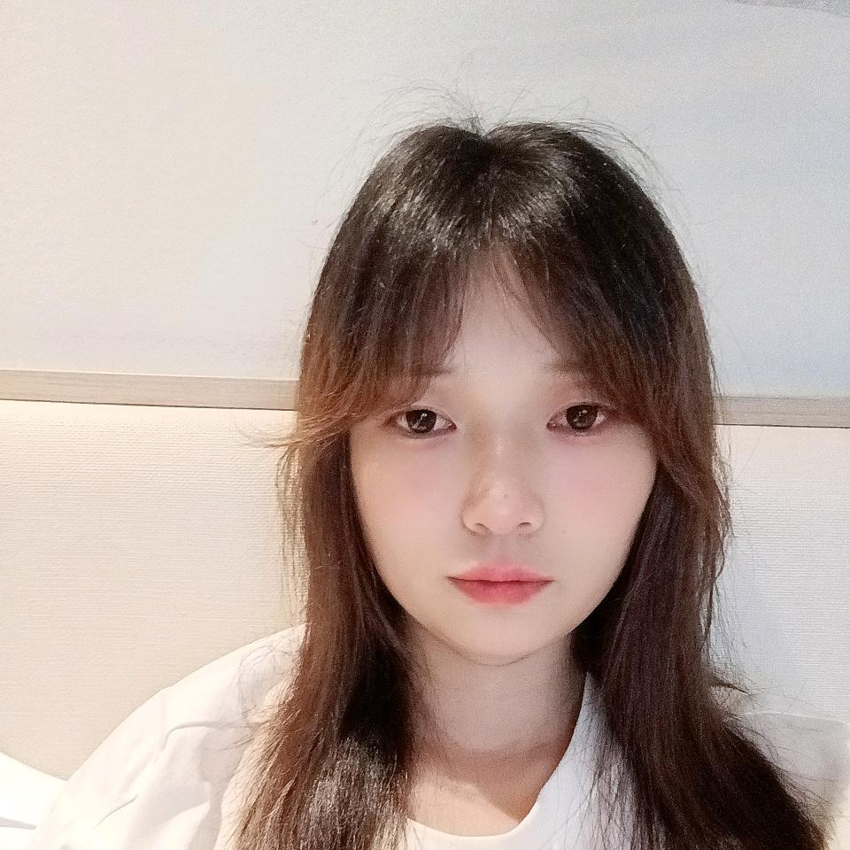 丫🍀头- ̗̀(๑ᵔ⌔ᵔ๑)