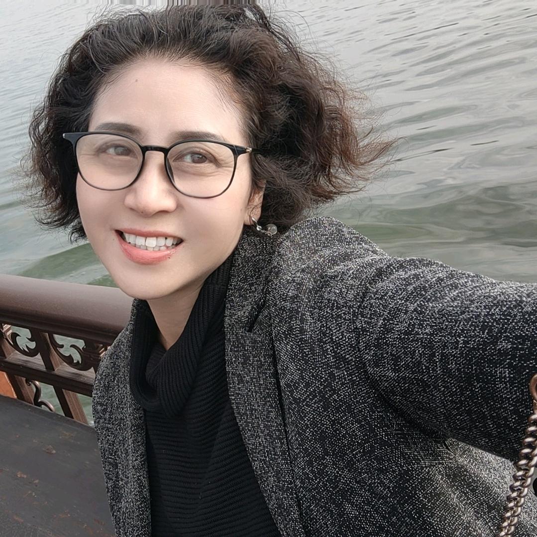 中老年短视频模特
