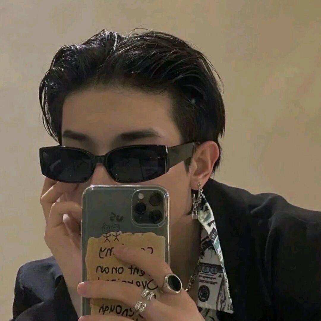 牛逼哄哄大聪明