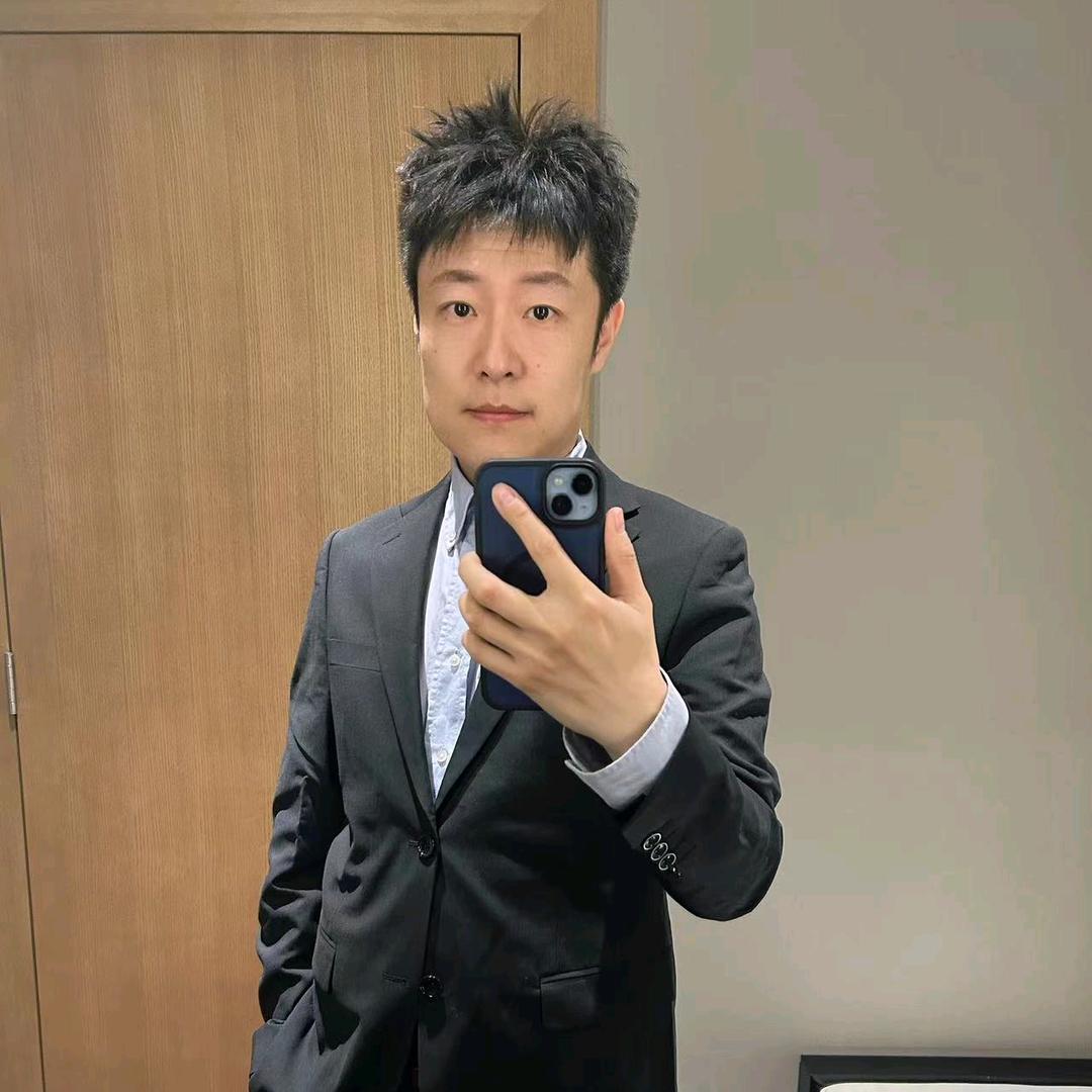 海信Coach柜哥小刘