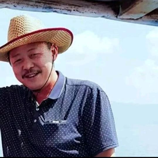 我是胡子哥