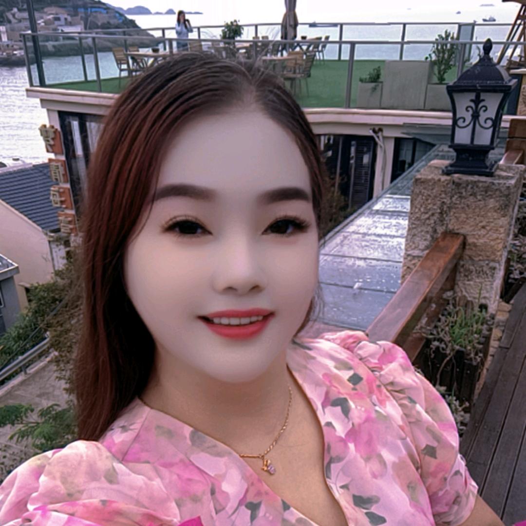开心女孩*