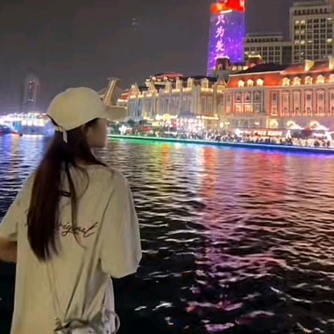 远远的高贵