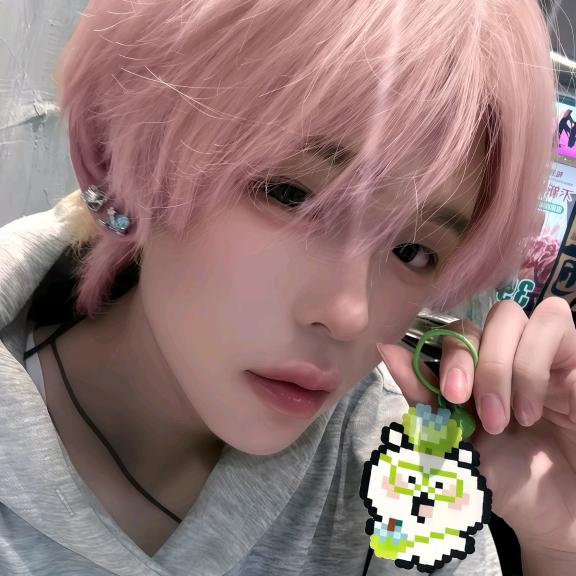 直男老公出轨女同P小三后我爱上了短发铁T