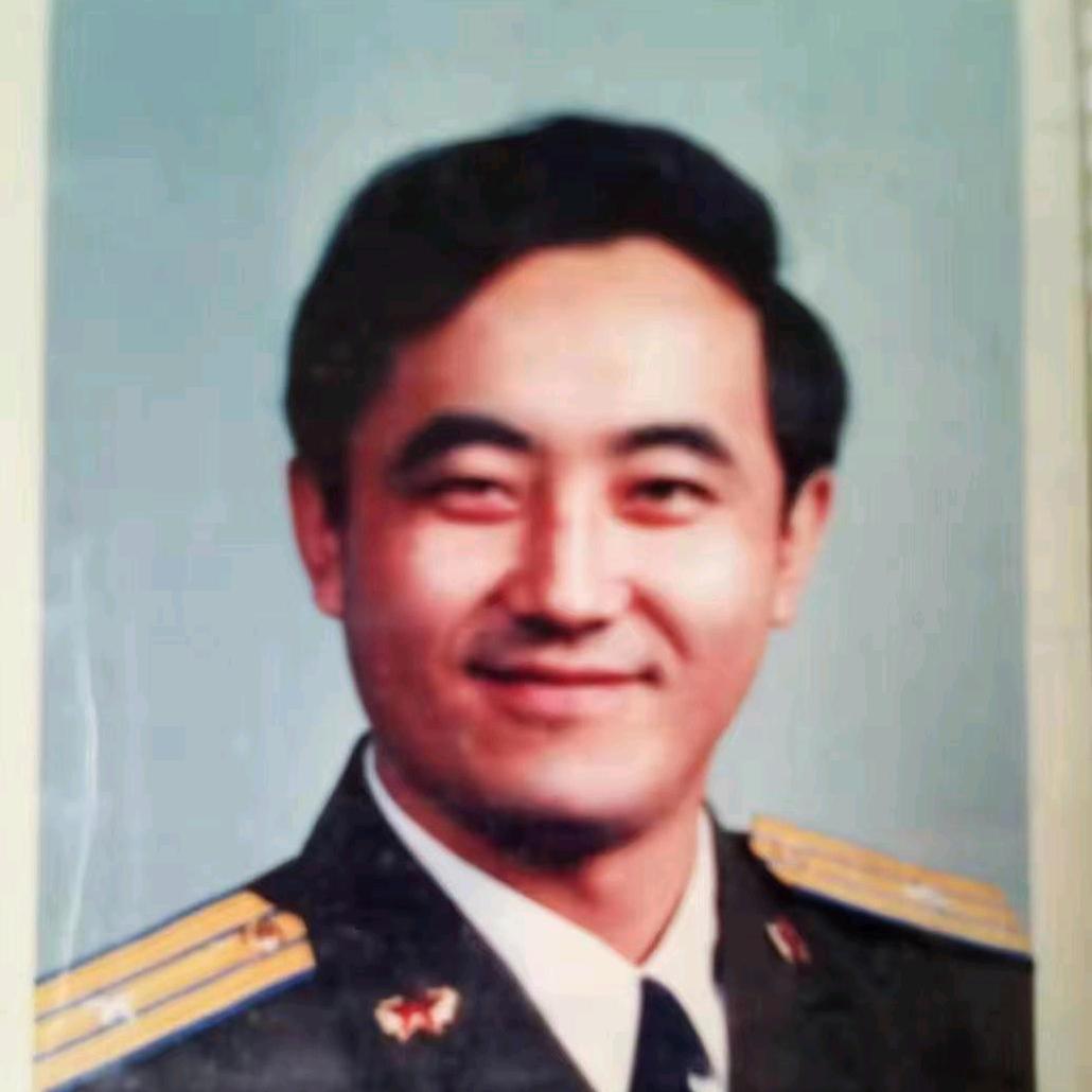 暖心哥哥(关必回)