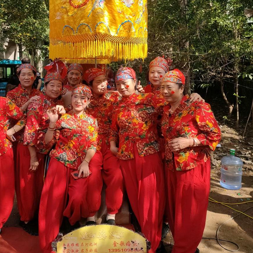 民俗演出刘美利，