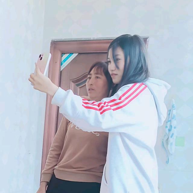 向小姐