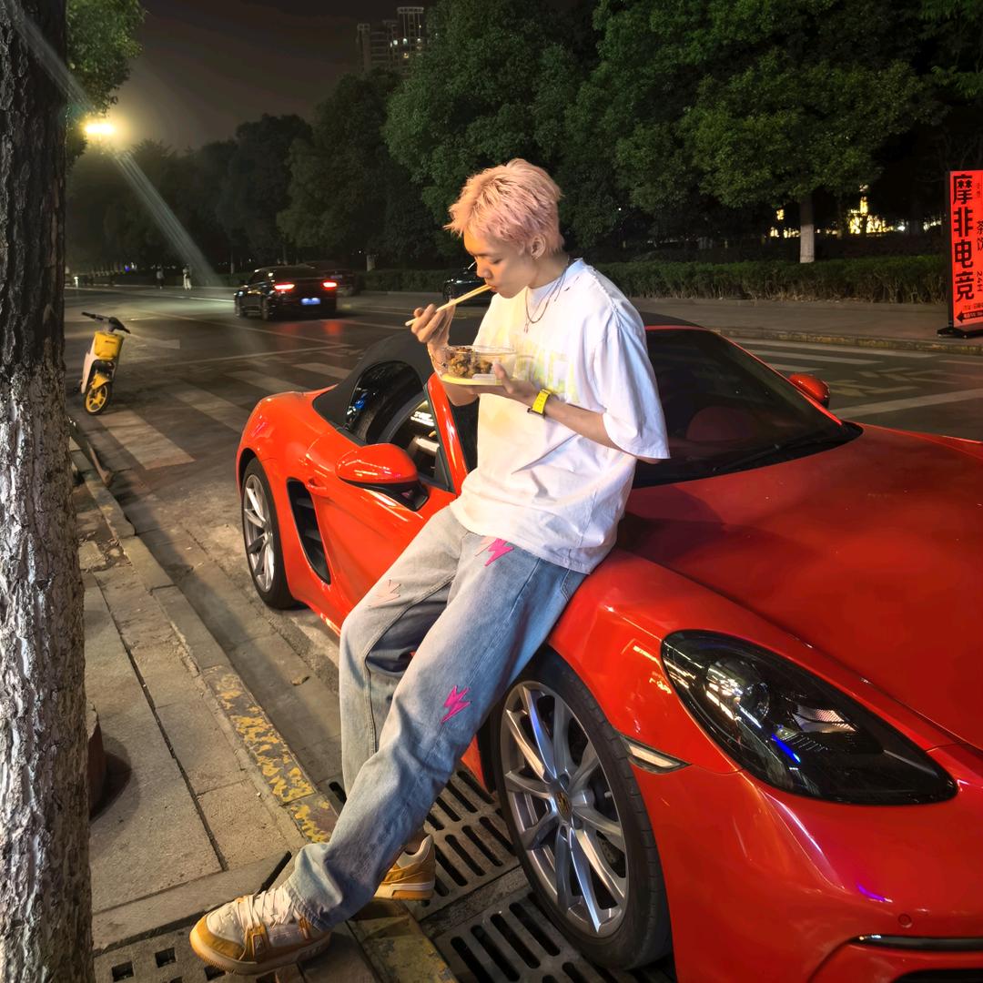 广西鲸红文化传媒有限公司荆州分公司