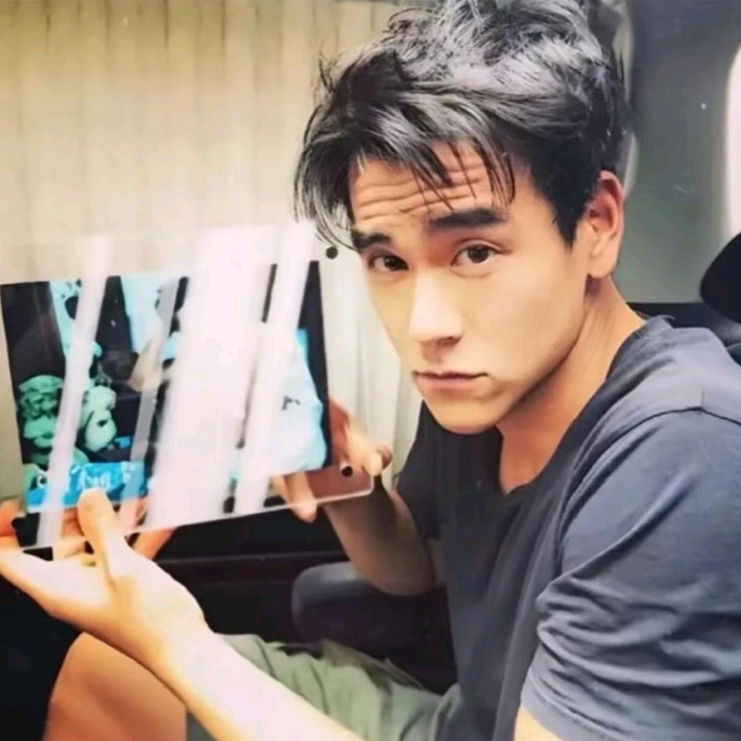 一个二十一岁的老男人👨🏻